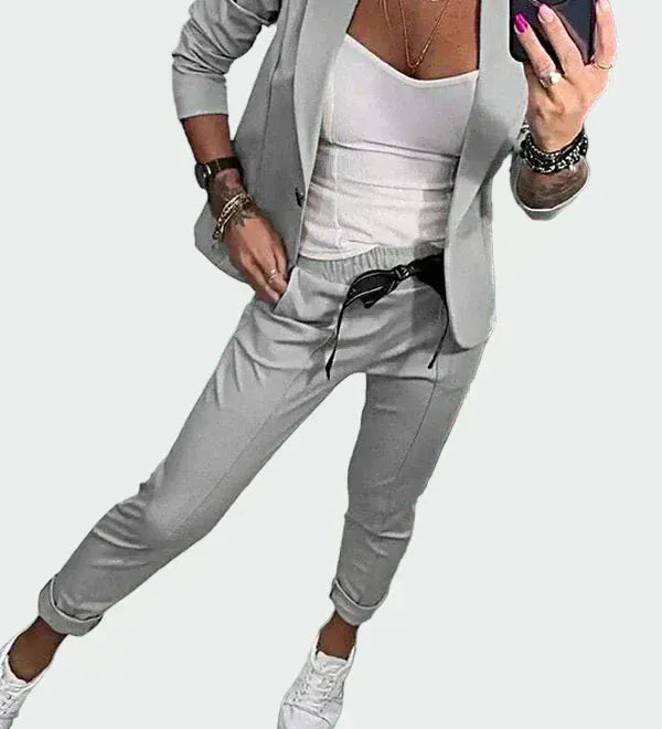 Aušrinė – Elegantný dámsky komplet – sako a nohavice – foto 4