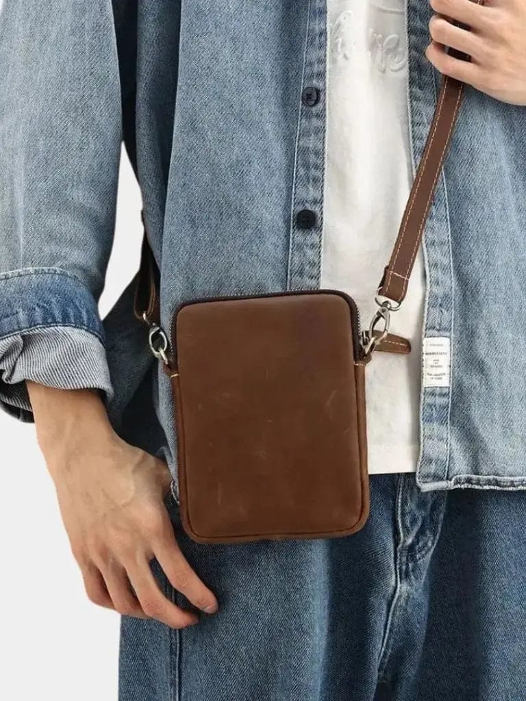 Carl – Minimalistická kožená taška cez rameno – foto 2