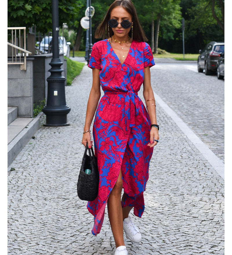 Amelie – Pohodlné kvetované midi šaty s nastaviteľným pásom – foto 5