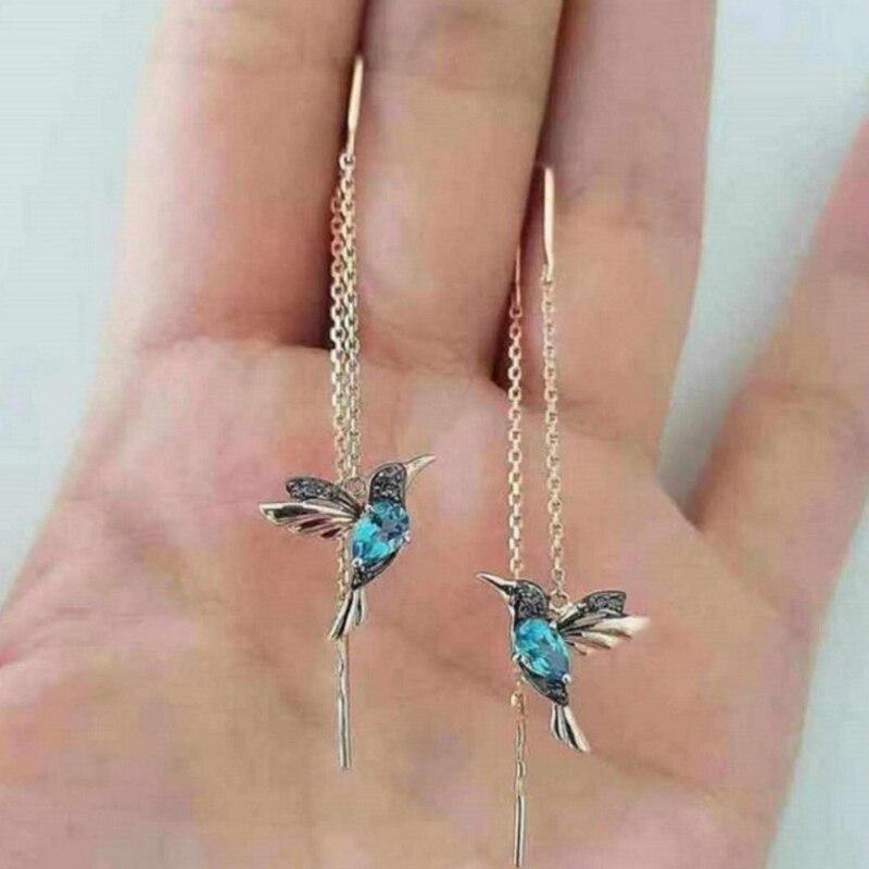 Kolibri – Elegantné náušnice s krídlami — smalt a kryštály – foto 2