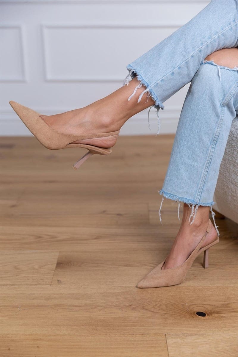 Marlena – Dámske lodičky v nude farbe so špicatou špičkou – foto 2